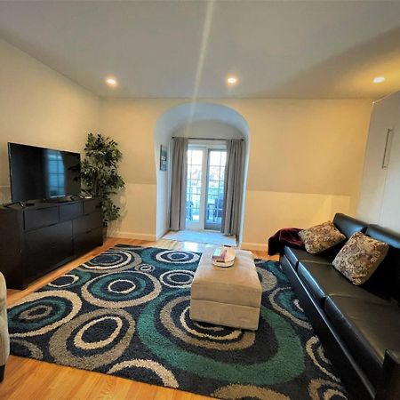 Modern Townhome,Boston Vacation,2 Bath,Pkg,Deck Brookline Exterior foto