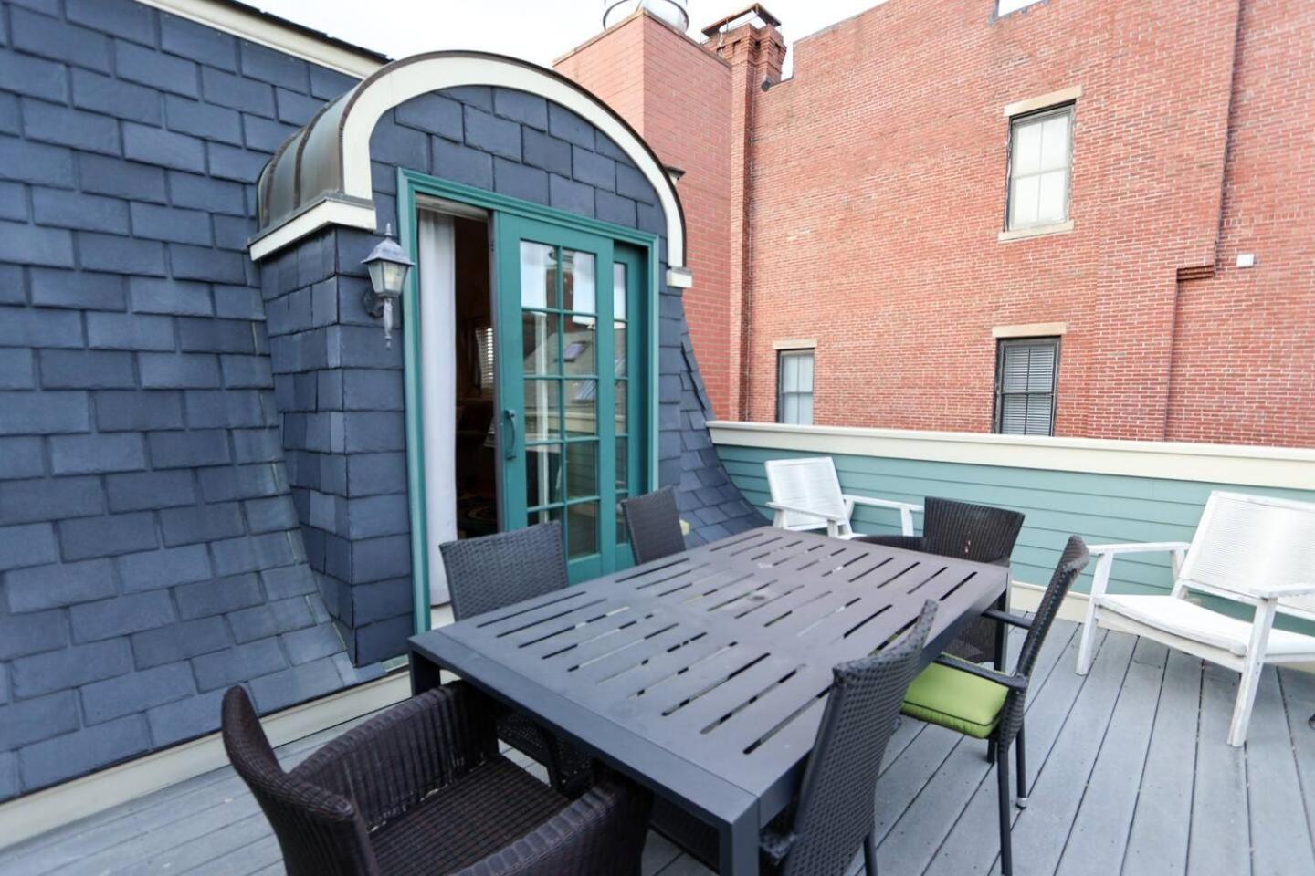 Modern Townhome,Boston Vacation,2 Bath,Pkg,Deck Brookline Exterior foto